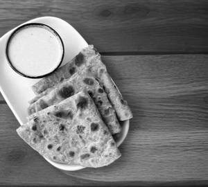 Matar paratha