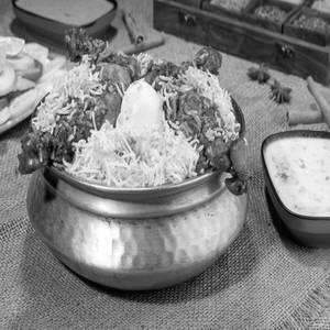 Hyd.Leg Piece Chicken Dum Biriyani FAMILY PACK