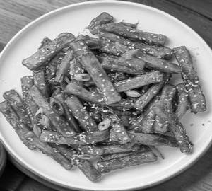 Honey chilli potato