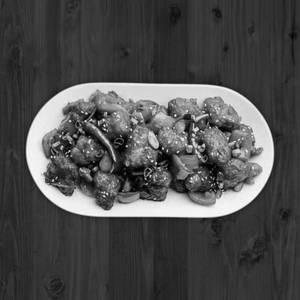 Chilli Chicken Dry(8 Pieces)