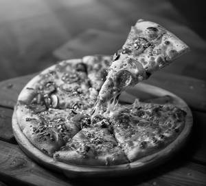 Arabian chicken Tikka Pizza
