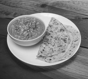 Parota Aloo Ghugni
