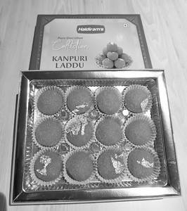 Kanpuri Laddu