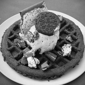 Oreo Crunch Red Waffle