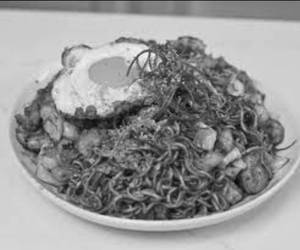 Mixed Mee Goreng Noodles