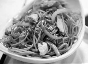 Mixed Chilli Garlic Noodles