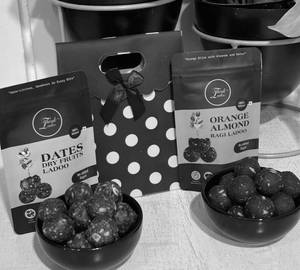 Gift Hamper - 3 (Pack Of 2)
