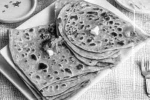 Veg Paratha 