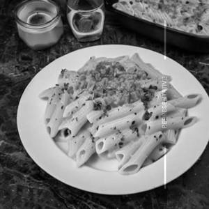 Cheesy Pasta Chicken