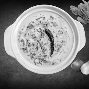 Palak Onion Kadhi - 250 Ml