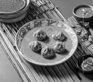 Chicken Makhani Momo