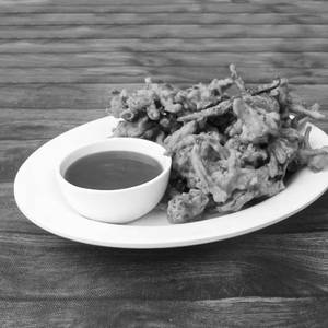 Onion Ka Pakoda (pyazi)