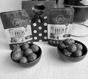 Gift Hamper - 4 (Pack Of 2)