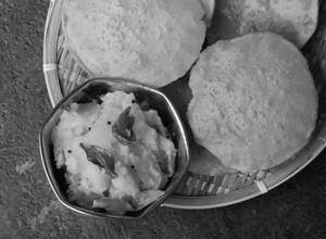 Poori (4 Pc)