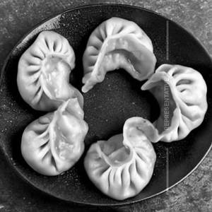 Cheese Desi Tadka Momos