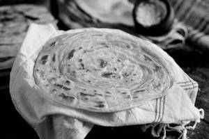 Plain Paratha [Pack Of 2]