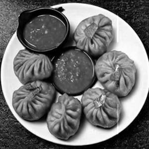 Veg momos fry momos