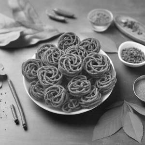 Sweet Murukku 4" - 8 Nos