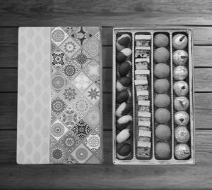 Diwali Special Sweet Gift Box 3 (1Kg) mithai gift hamper