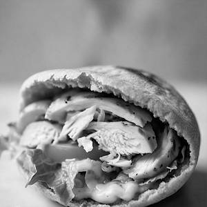 Afghani Chicken Pita Pocket