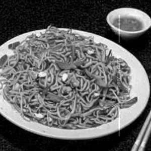 Fried   noodles      [prawns]