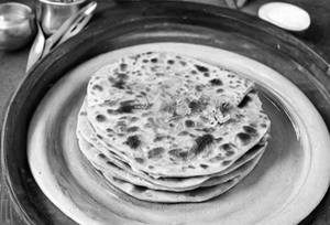 Chicken Kheema Paratha