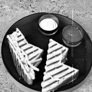 Corn Cheese Grilled Sandwich 