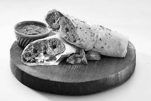 Mutton Seekh Kabab Roll [2 Pieces]