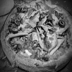 Heavily Loaded Chicken Deep Dish Pizza