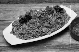 Schezwan Chicken Noodles