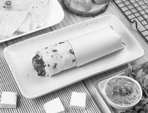 Paneer Tikka Roll