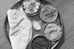 Jowar Roti Thali