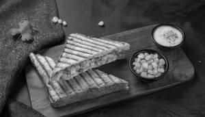 Spicy Corn Sandwich