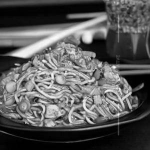 Chicken Chili Garlic Noodles 