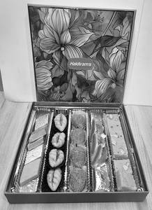 Mix Sweet Box ( Flower)