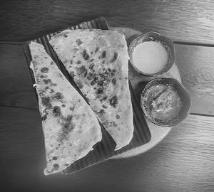 Tawa Garlic Paratha