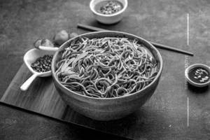 Chicken Sehezwan Noodles