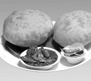 Paneer Chole Bhature [Per Plate]