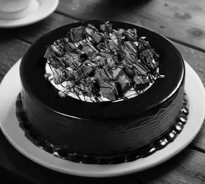 Kitkat Cake