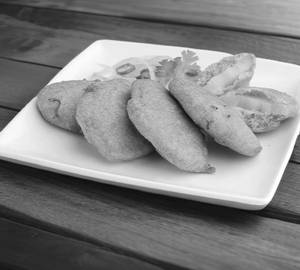Aloo Bajji [5 Pieces]