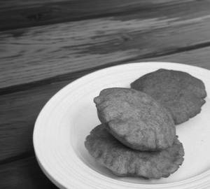 Singhara Puri (4 Pcs)