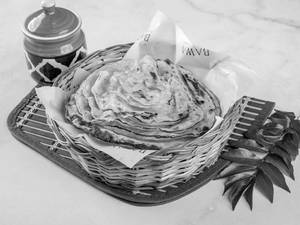 1 Lachha Paratha