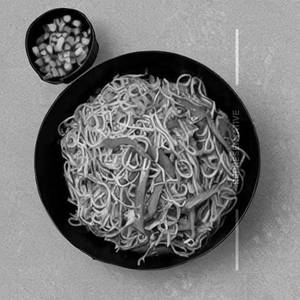 Small Portion Veg Hakka Noodle's
