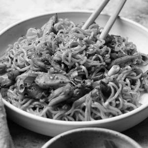 Chicken Chilli Garlic Noodles