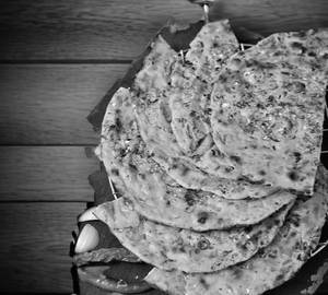 Onion Missi Roti (2pc)