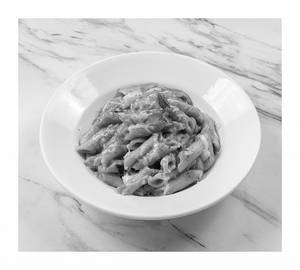 Penne In Tomato And Basil Sauce