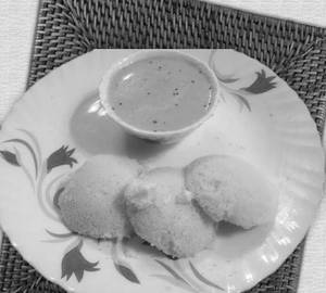 Idli & Chutney