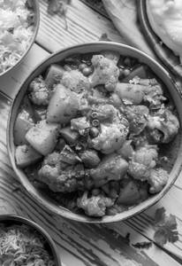 Aloo gobhi mutter
