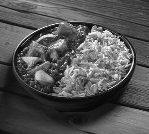 Veg fried rice with panner chilli [4 pics]