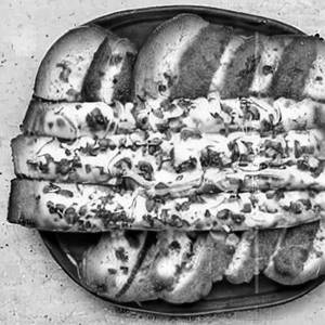 Chicken garlic bread loaded